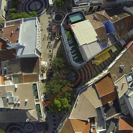 센터 스튜디오 *