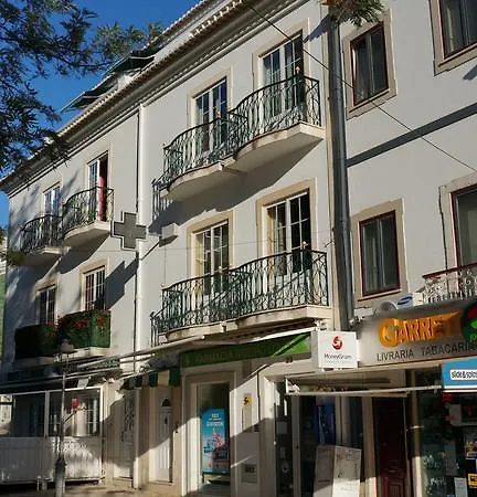 Center Apartment *