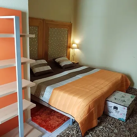 아파트 센터 스튜디오 라고스