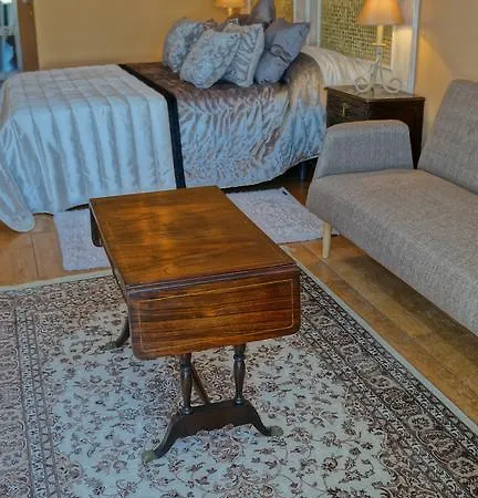 Center Apartment