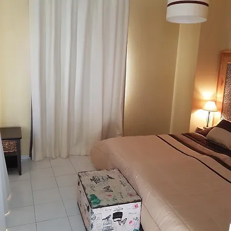 Center Apartment *